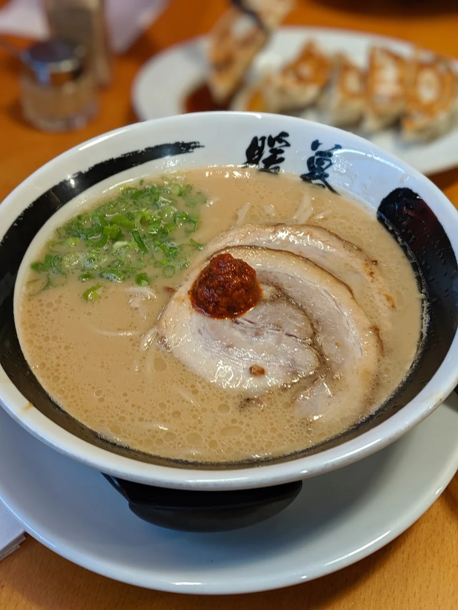 Classic Tonkotsu Ramen, Ramen Danbo Robson