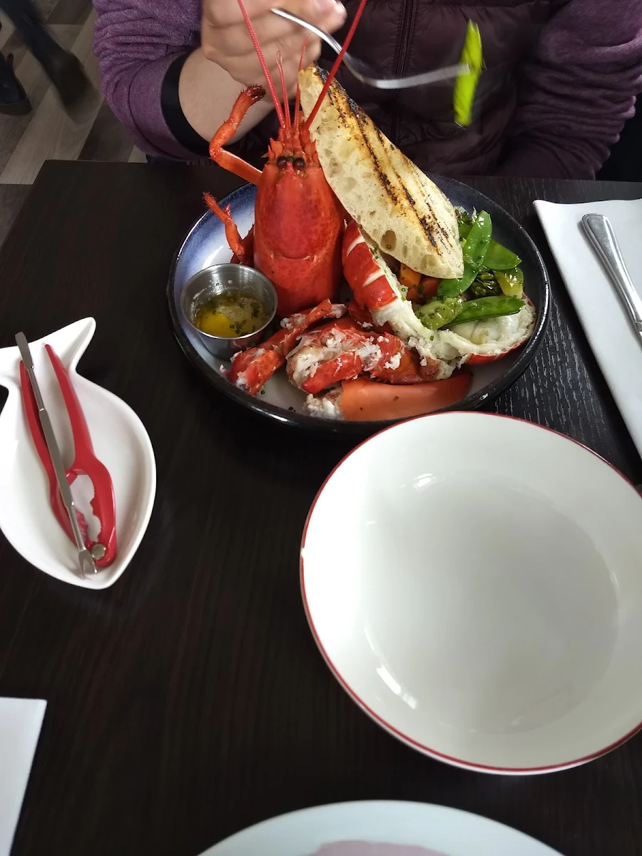 Lobster Boil, Canvas Cove Bistro