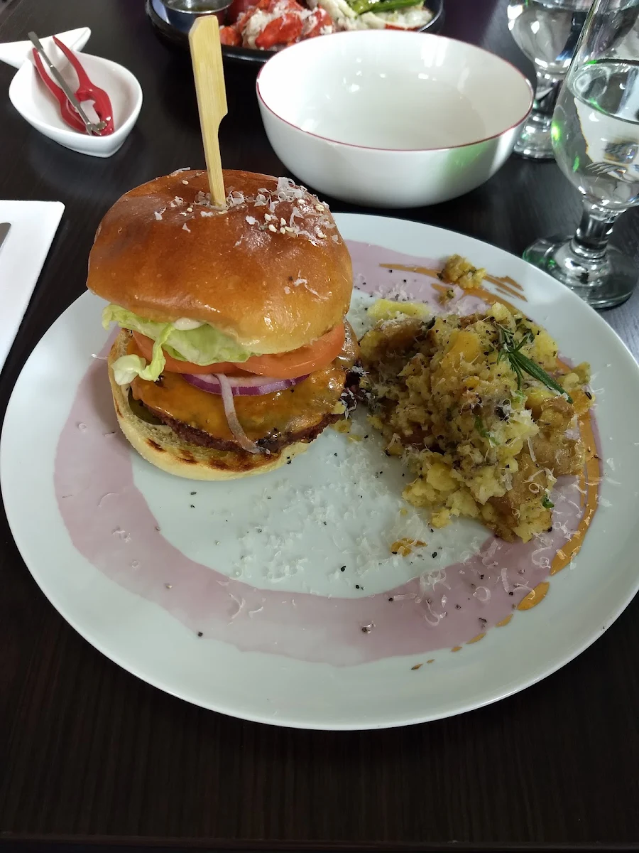 Vegetarian Burger, Canvas Cove Bistro