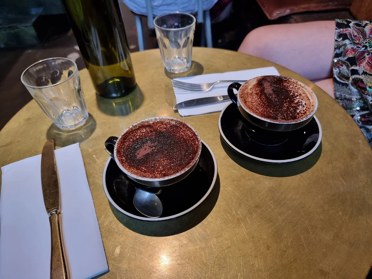 Cappuccino, Močan & Green Grout