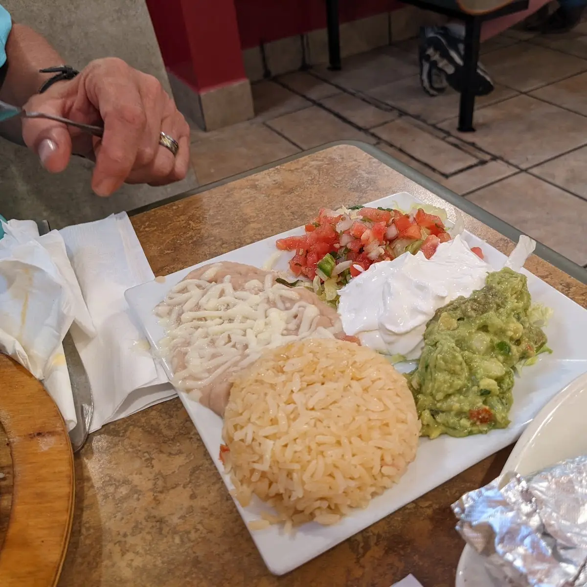 Rice Beans Pico De Gallo Guacamole Salad