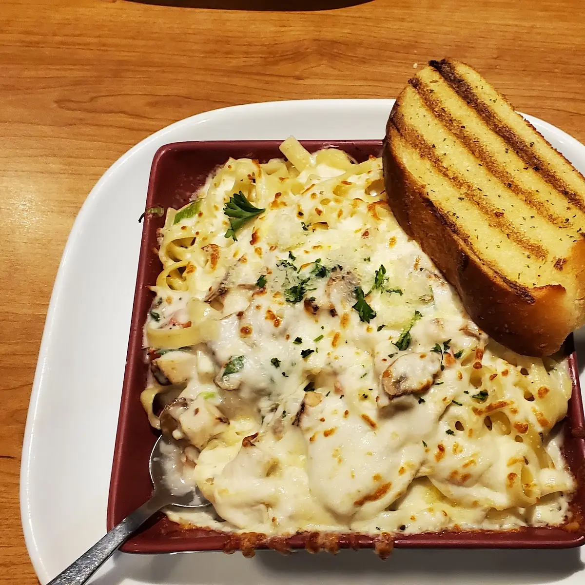 Fettuccine Alfredo with Chicken