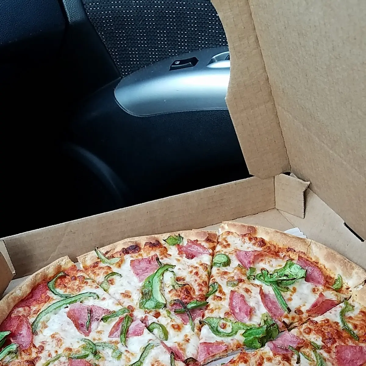 Thin Crust with Ham and Bell Peppers