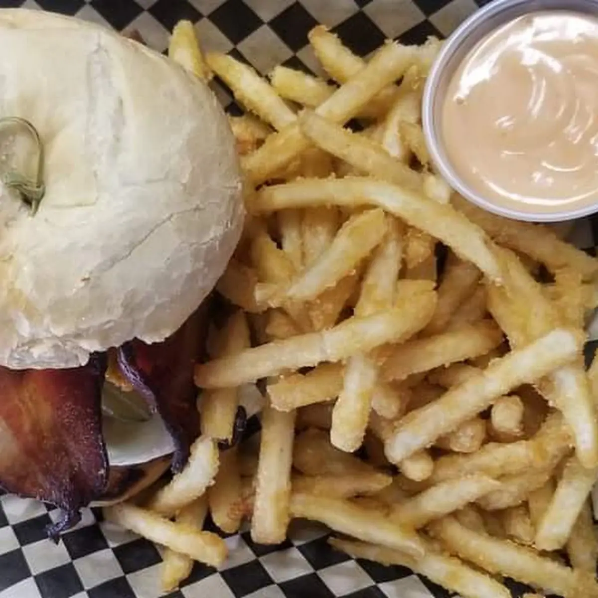 p38 Burger