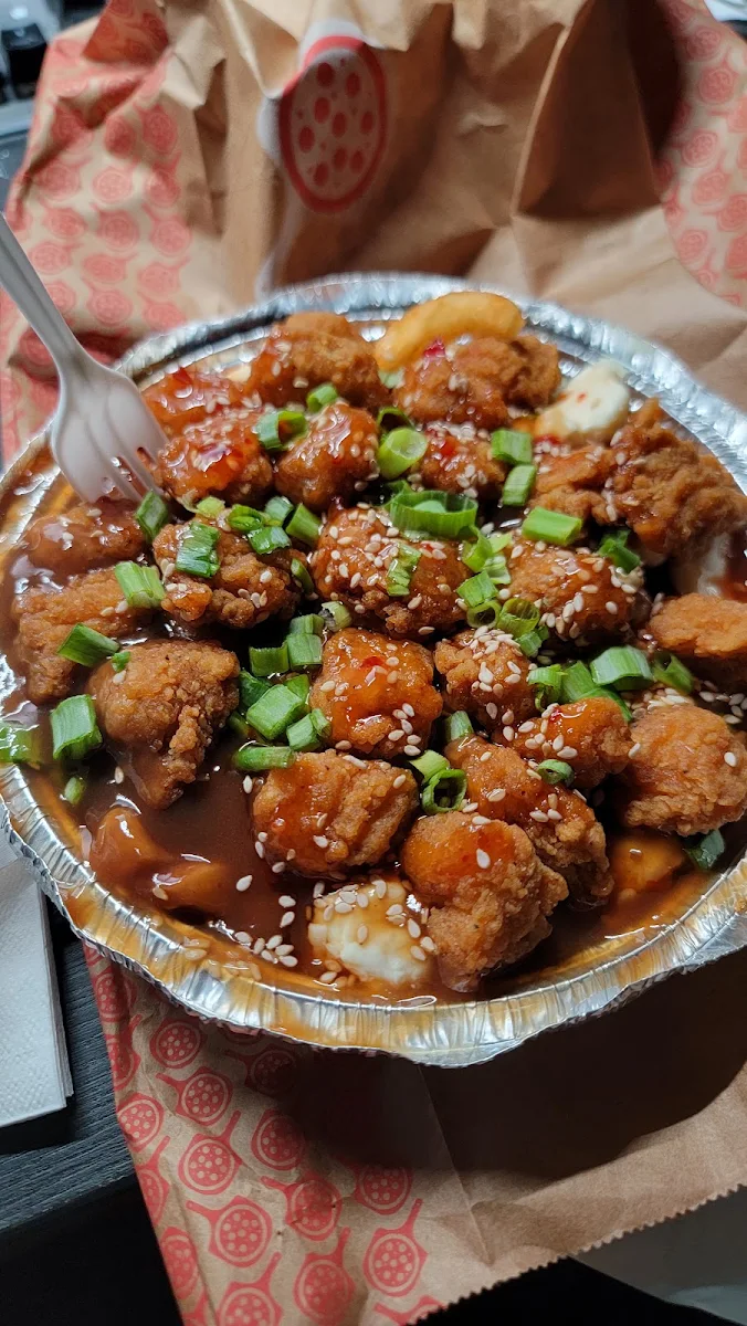 Poutine Tao, Pizza Salvatoré