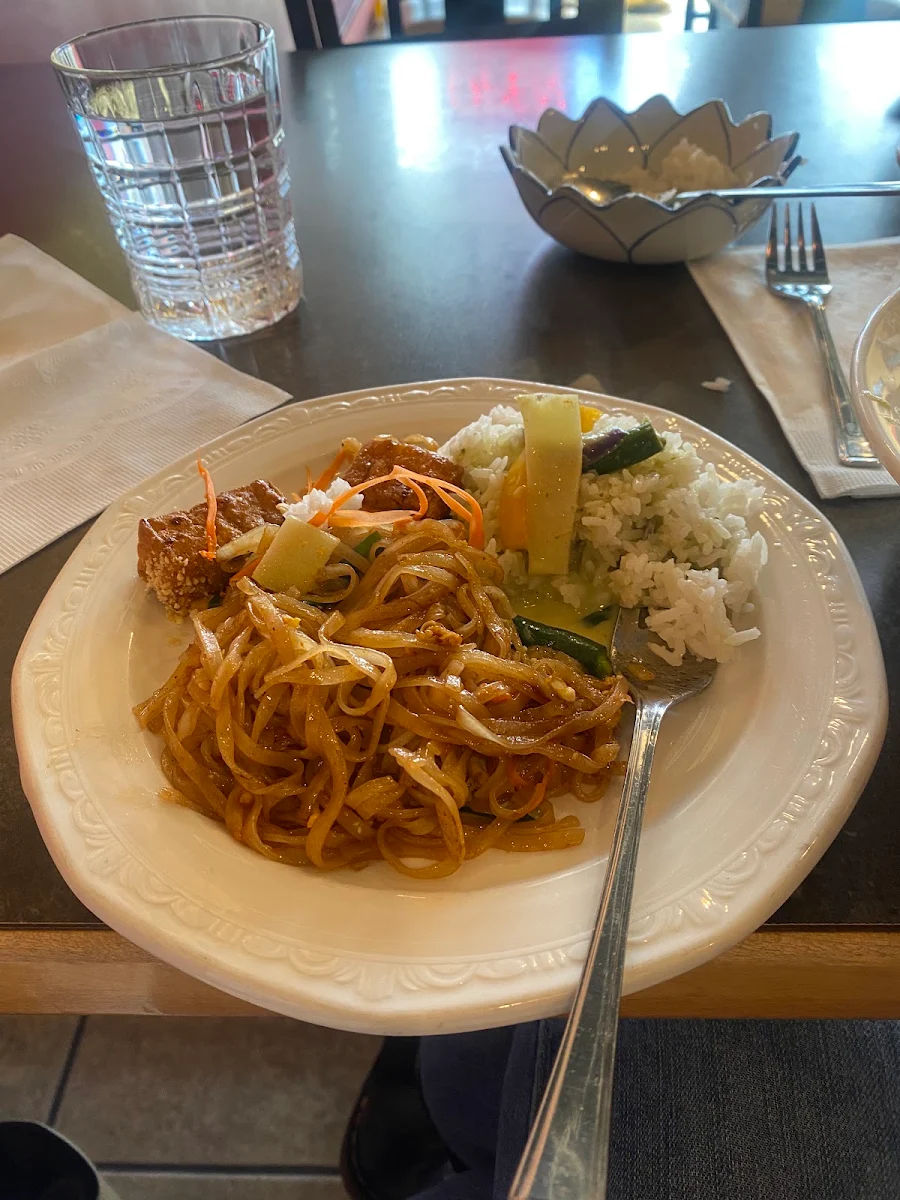 Pad Thai Noodles