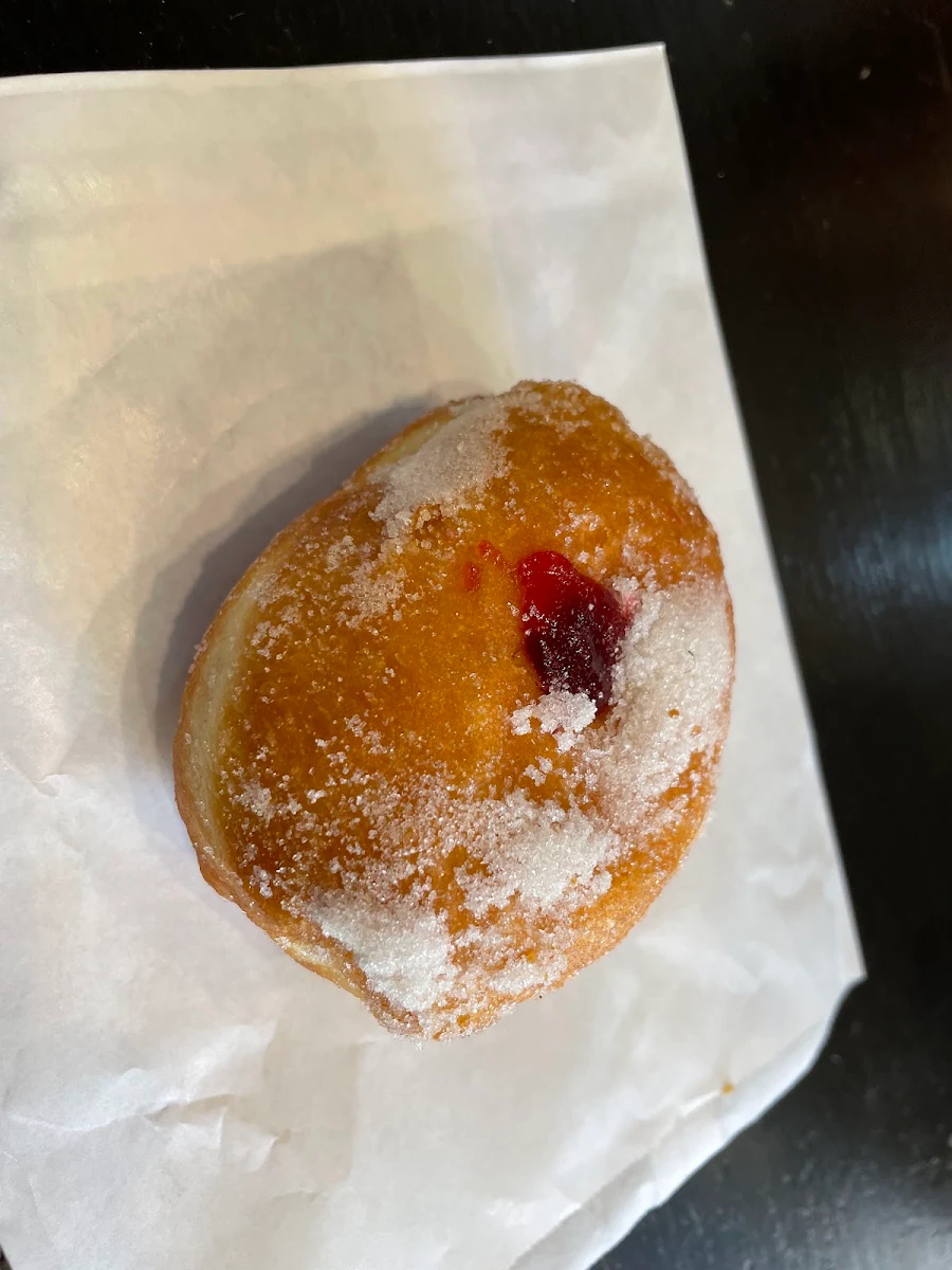 Highlights, Joe's Bakery