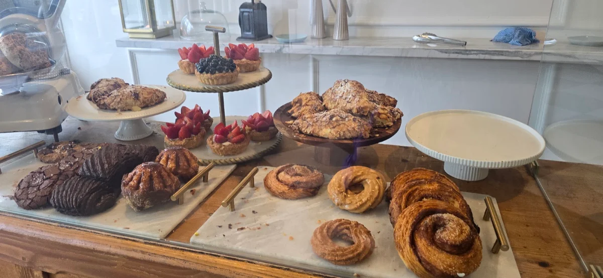 Various Pastries, Tarte Beach House