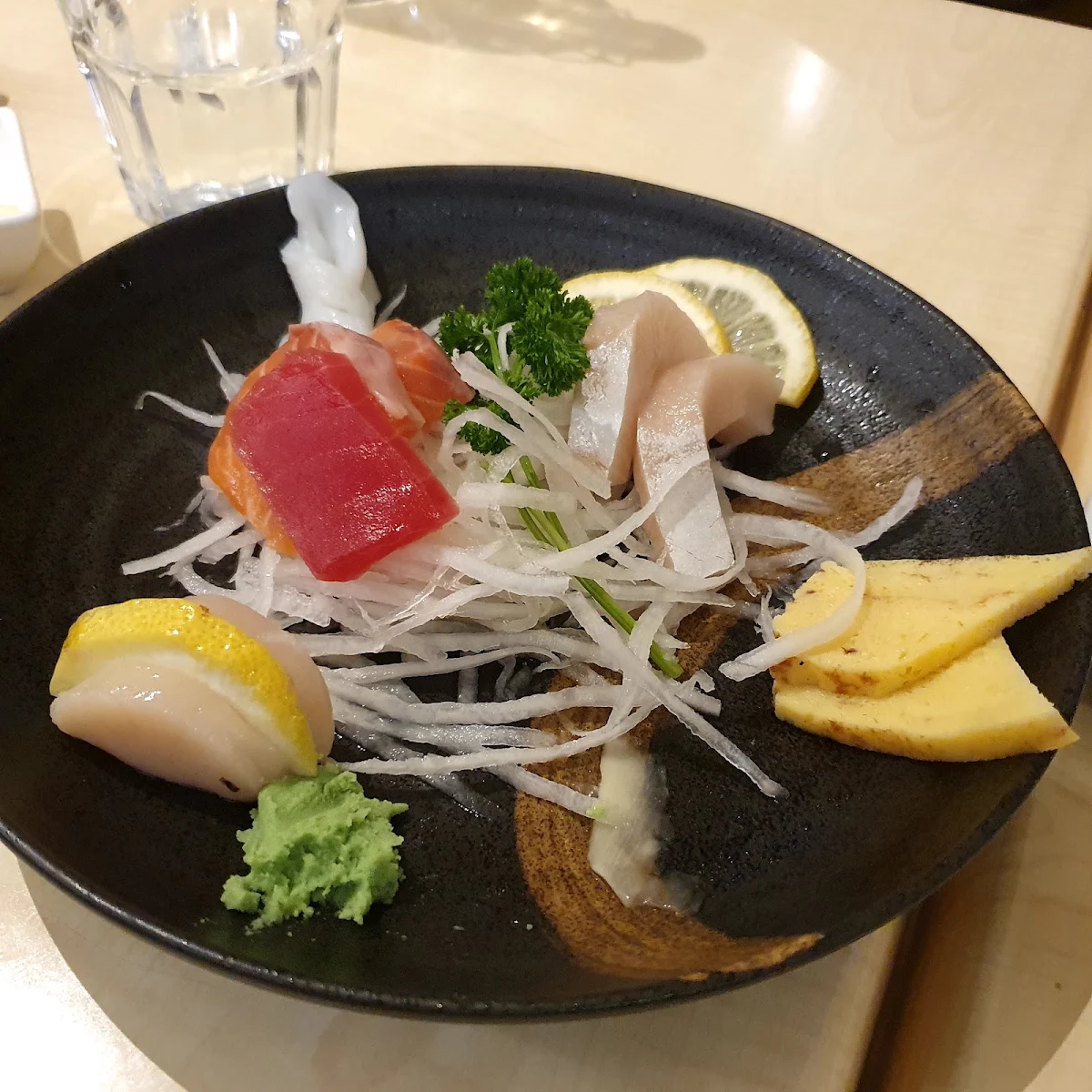 Sushimi, Miku Japanese Restaurant