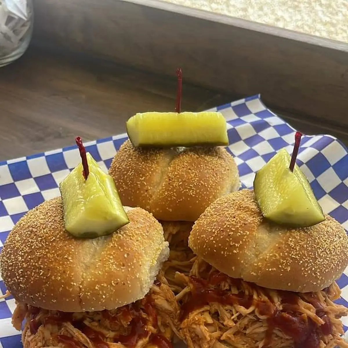 Barbecue Chicken Sliders