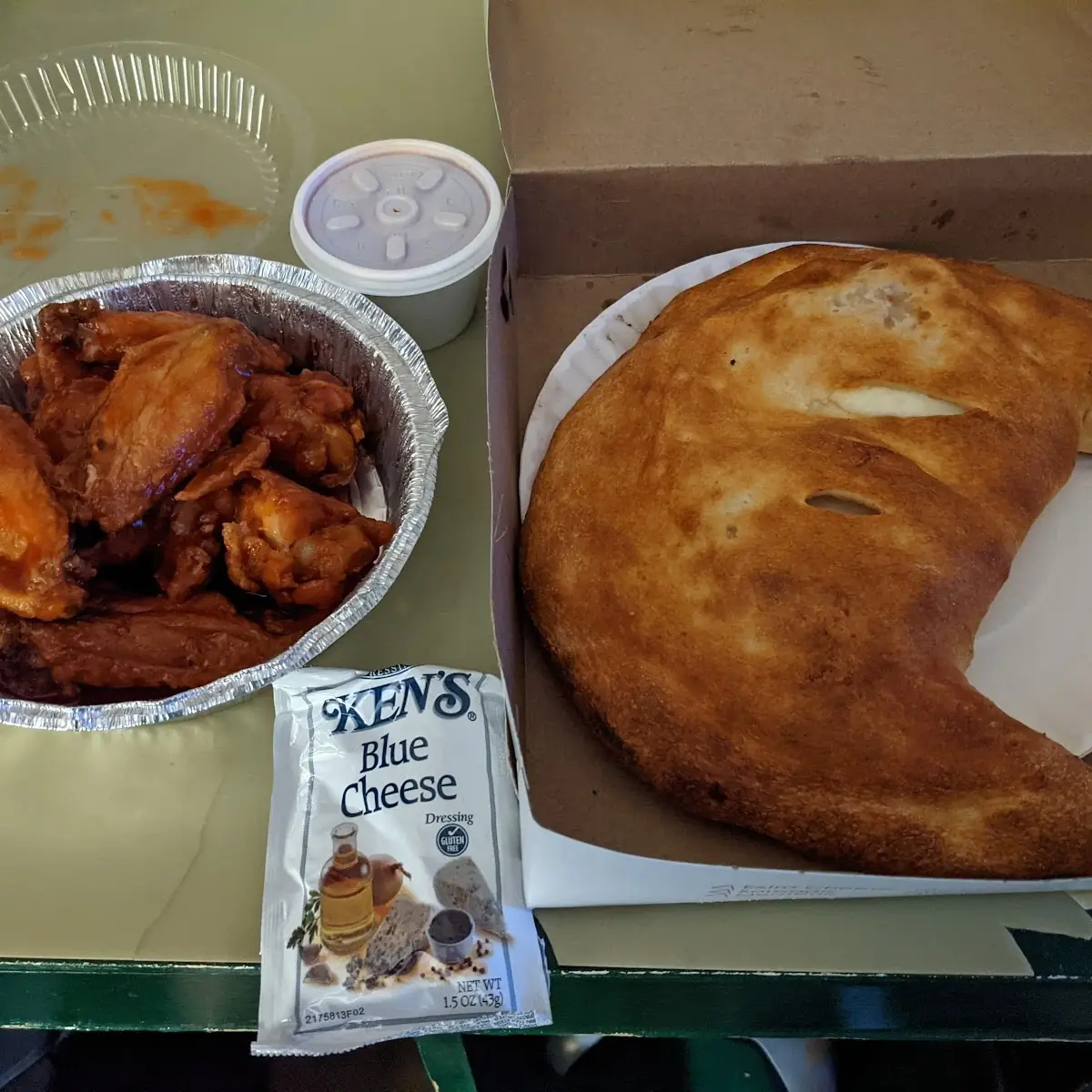 Stuffed Buffalo Wings Pizza