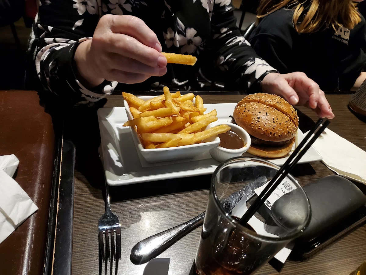 Hambuger & Fries