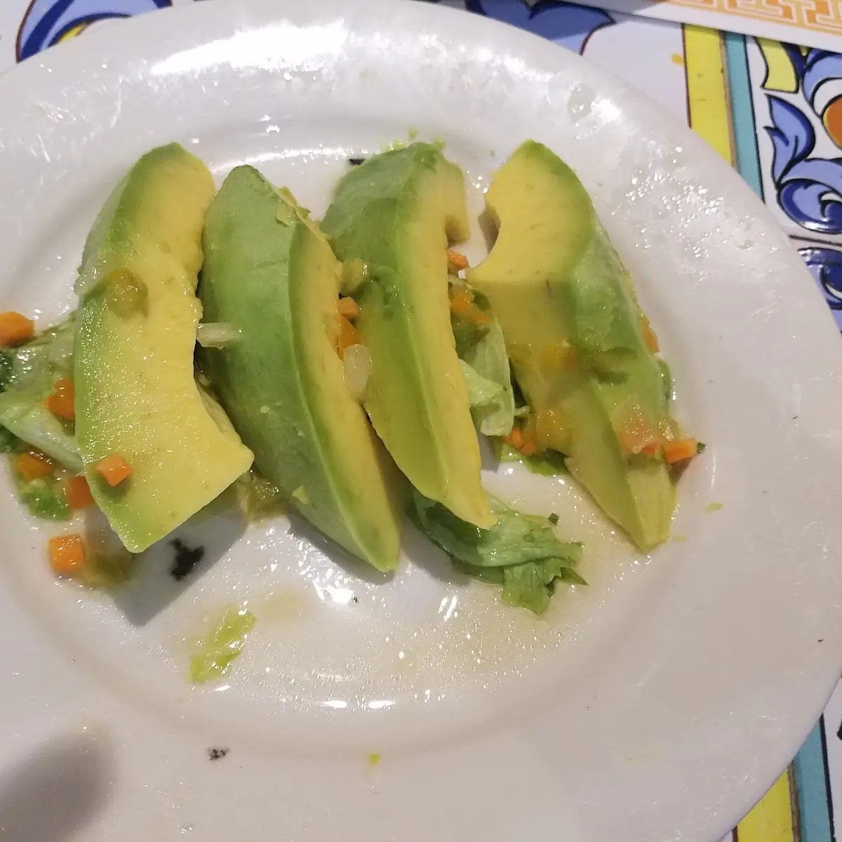 Ensalada de Aguacate A la Vinagreta Avocado Salad With Vinaigrette