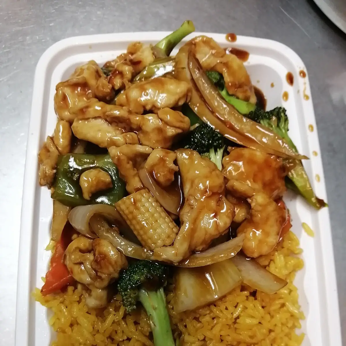 Chicken Beef & Shrimp with Garlic Sauce