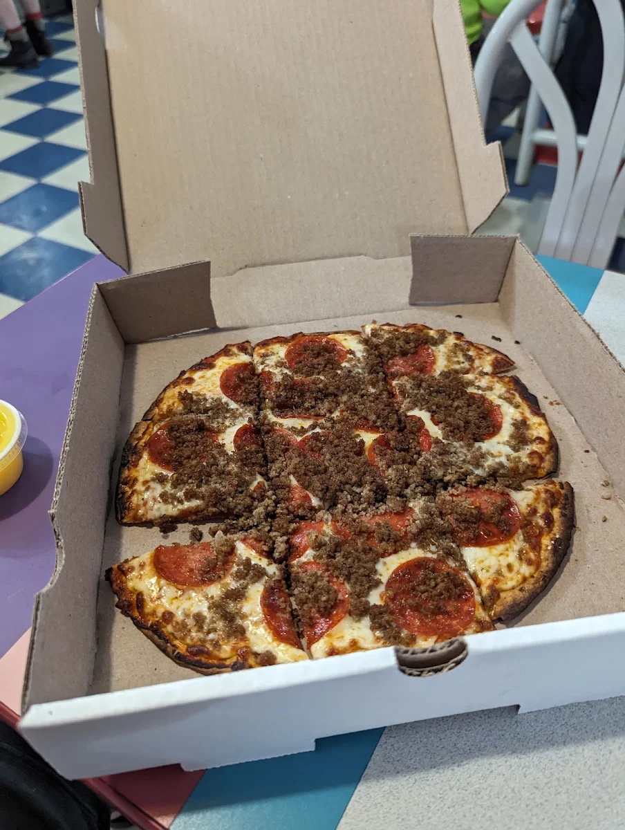 Smal Sausage and Pepperoni Pizza