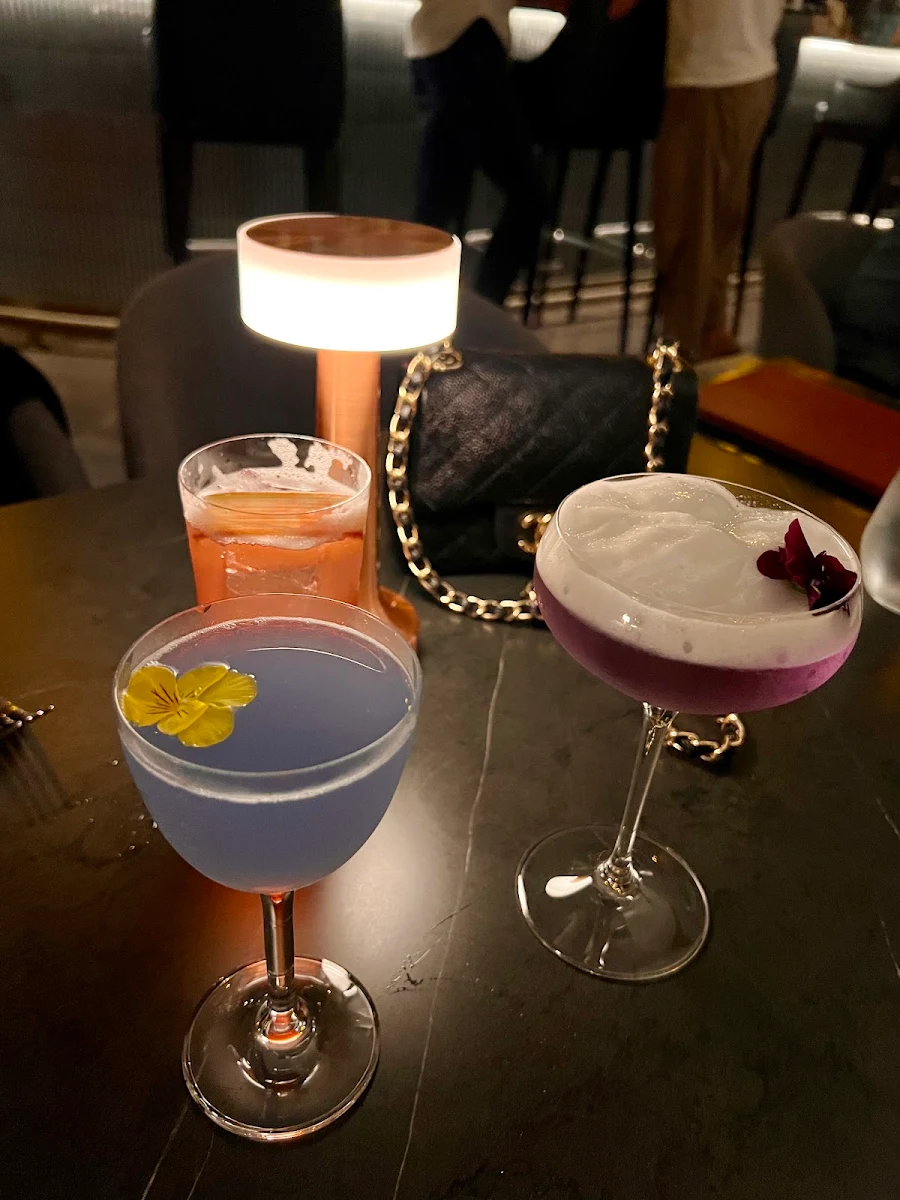 Highlights, Stella Restaurant and Bar