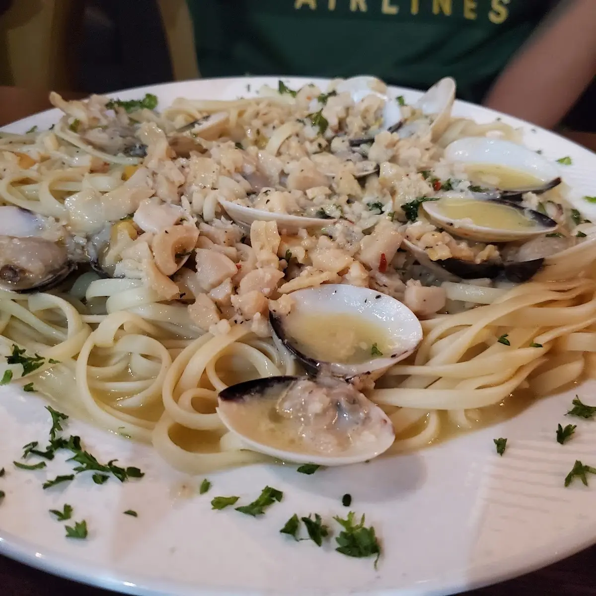 Linguini with White Clam Sauce