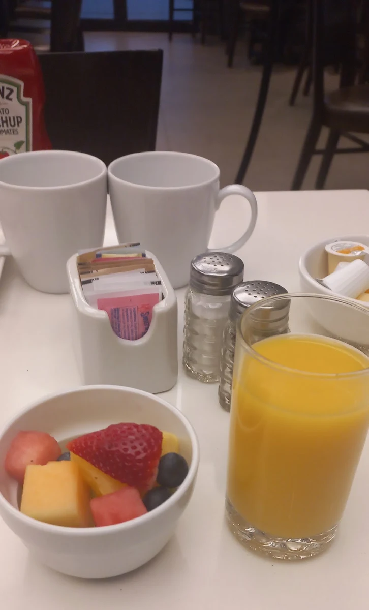 Jouce and Fruit Cup