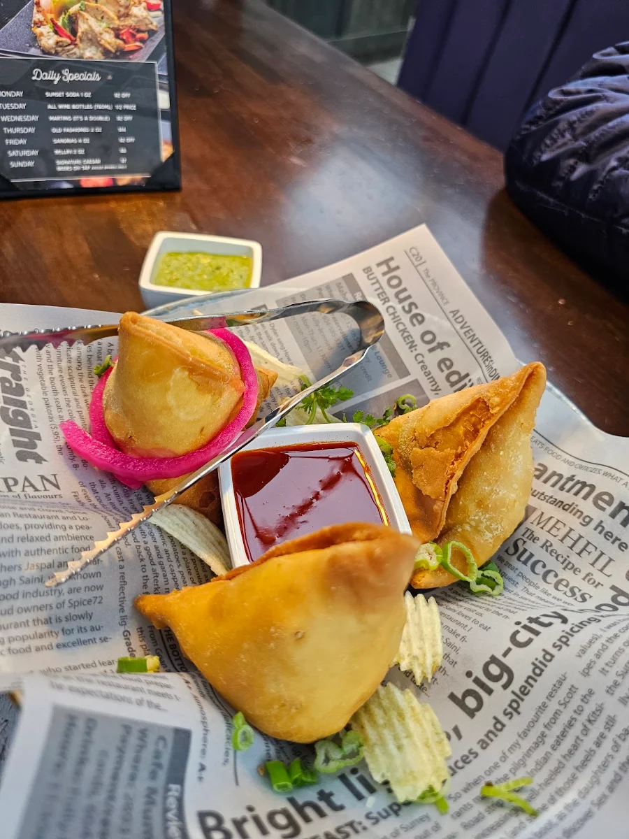 Samosas, Spice 72 Indian Restaurant & Lounge