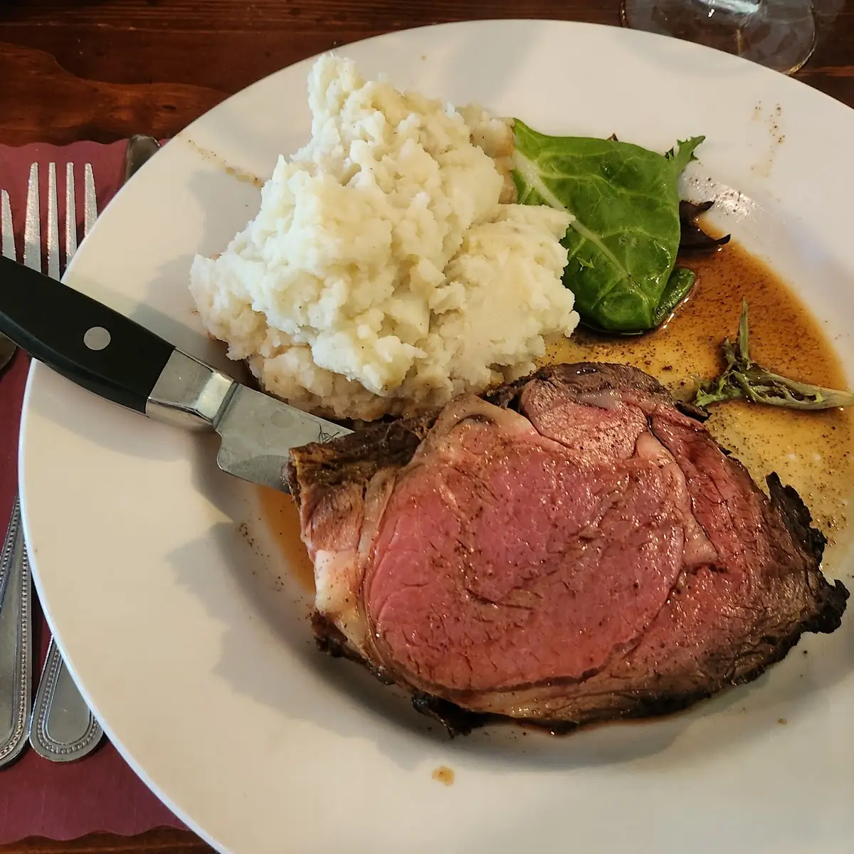 Medium Rare Prime Rib with Mashed Potatoes