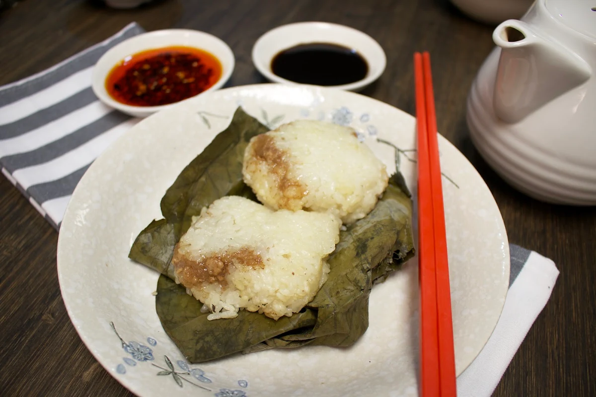Riz Collant Porc, Freres Restaurant