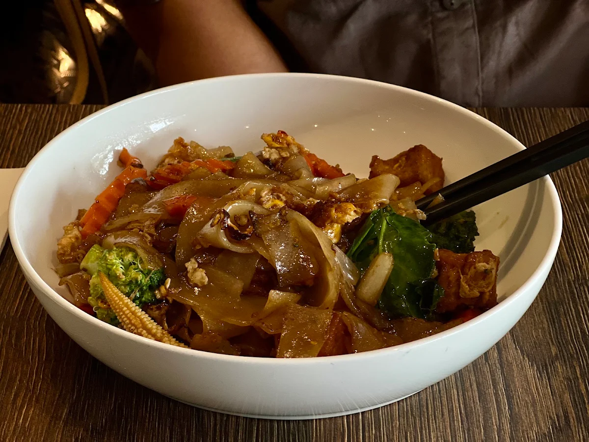Highlights, Imm Thai Restaurant