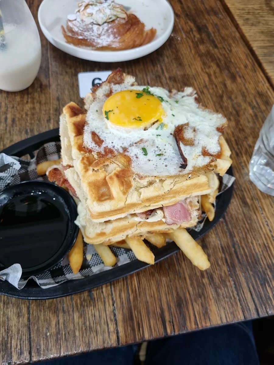 Chicken and Waffle with Fries, Paddock on Crown