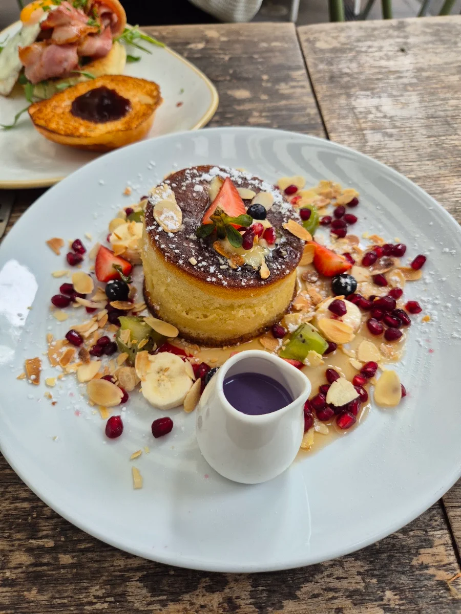 Signature Pancake, Paddock on Crown