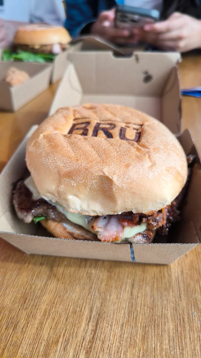 Highlights, BRUBURGER