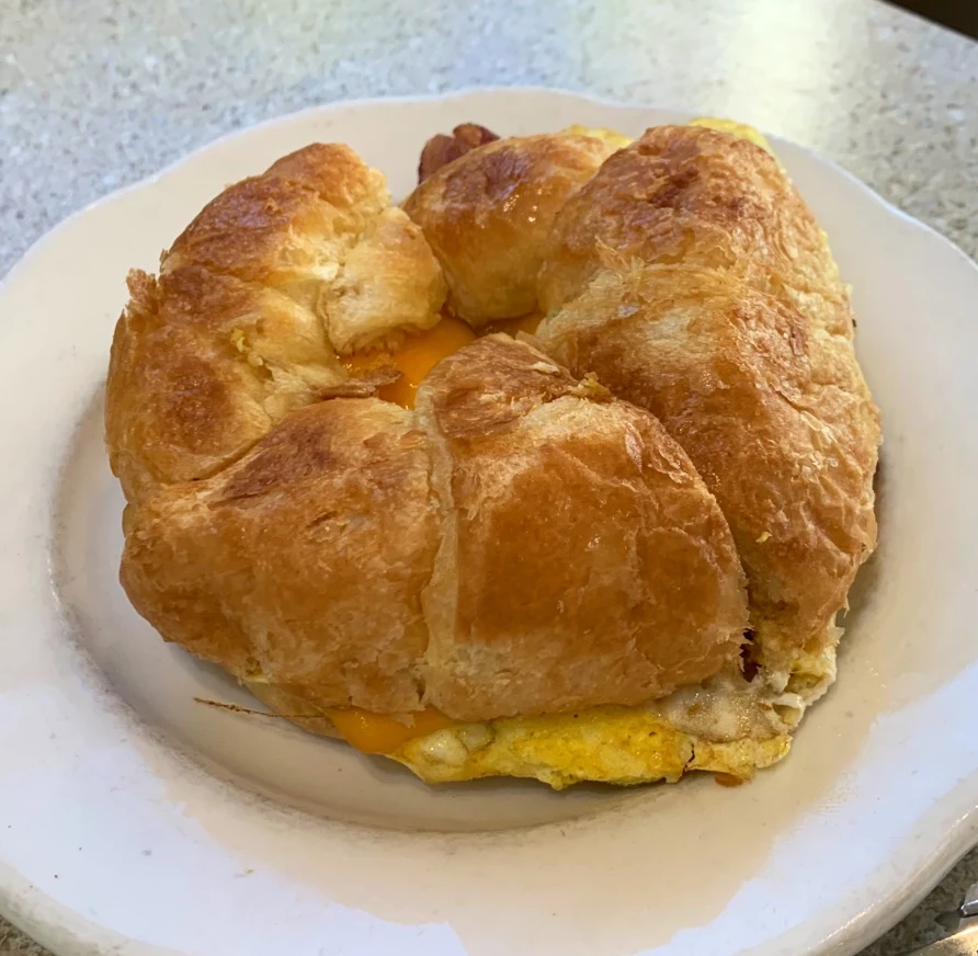 Hot Cheese Croissant