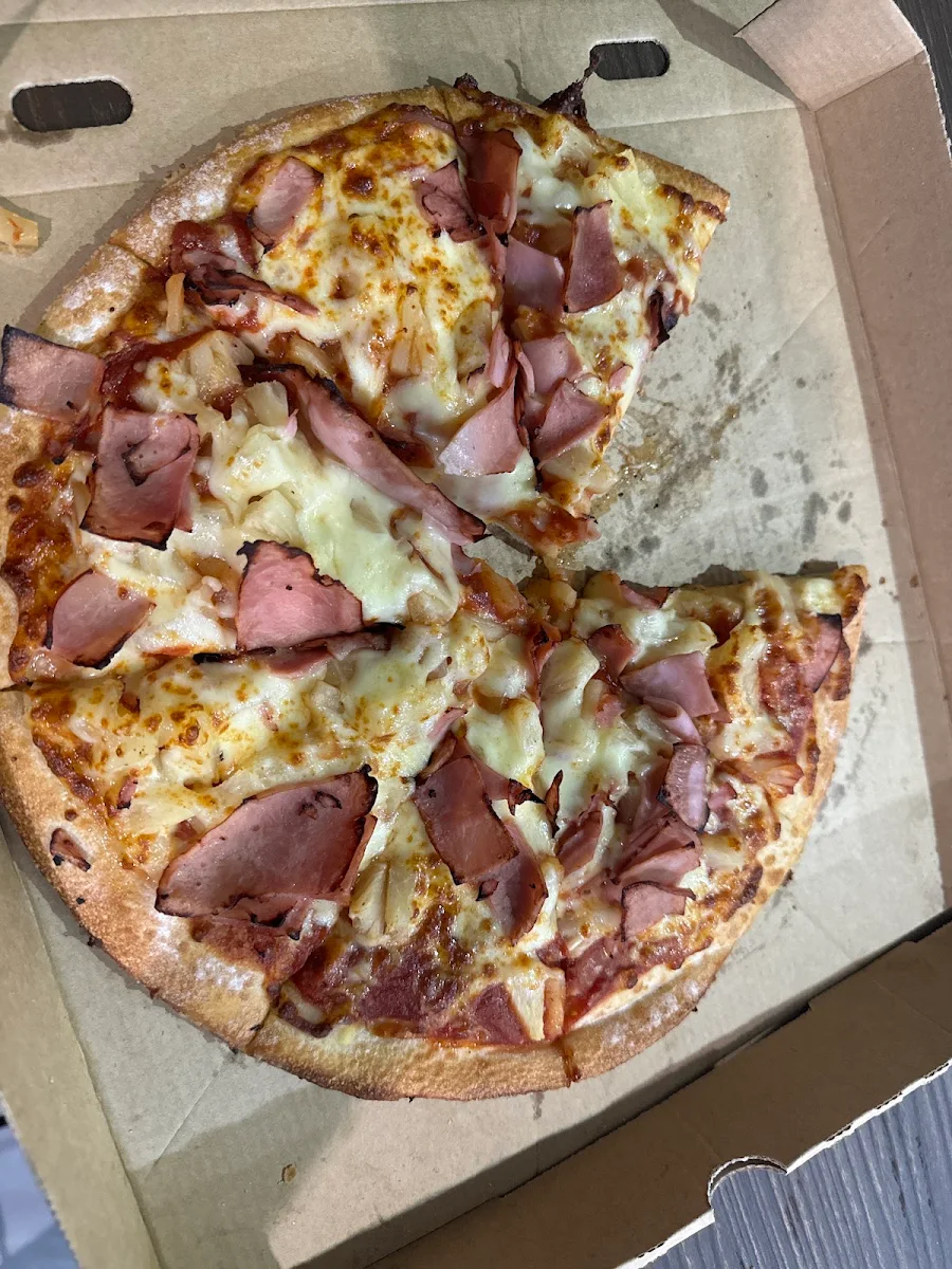 Highlights, Singo Pizza Crew