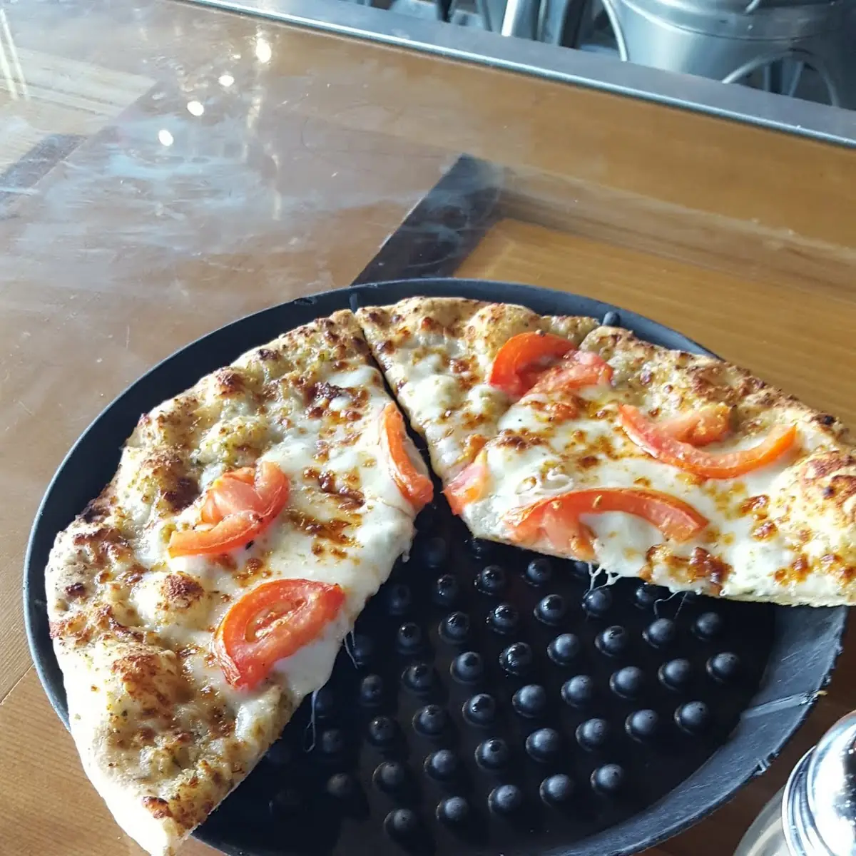 Mozzarella Cheese Pizza Margherita