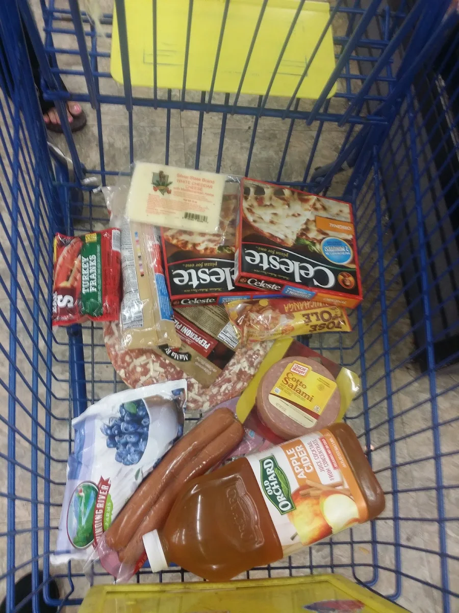 Microwave Pizza Salami Apple Juice