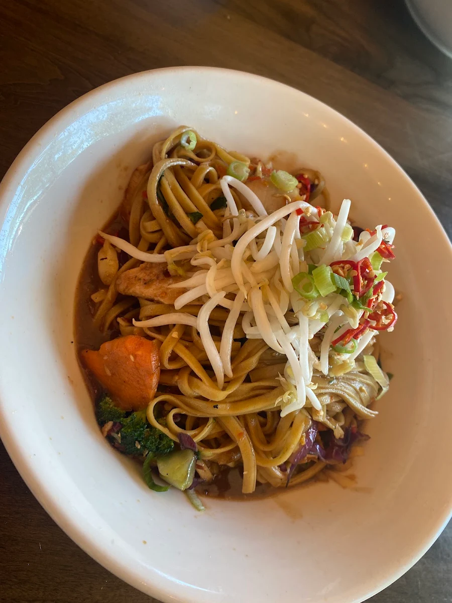 Drunken Chicken Teriyaki Bowl, Noodlebox