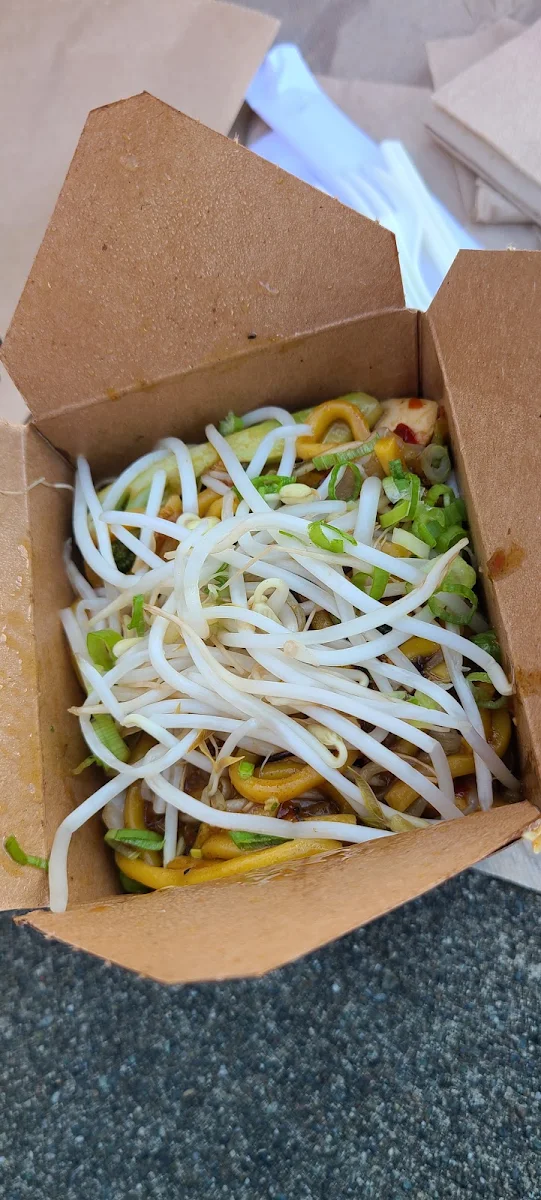 Drunken Noodle Box, Noodlebox