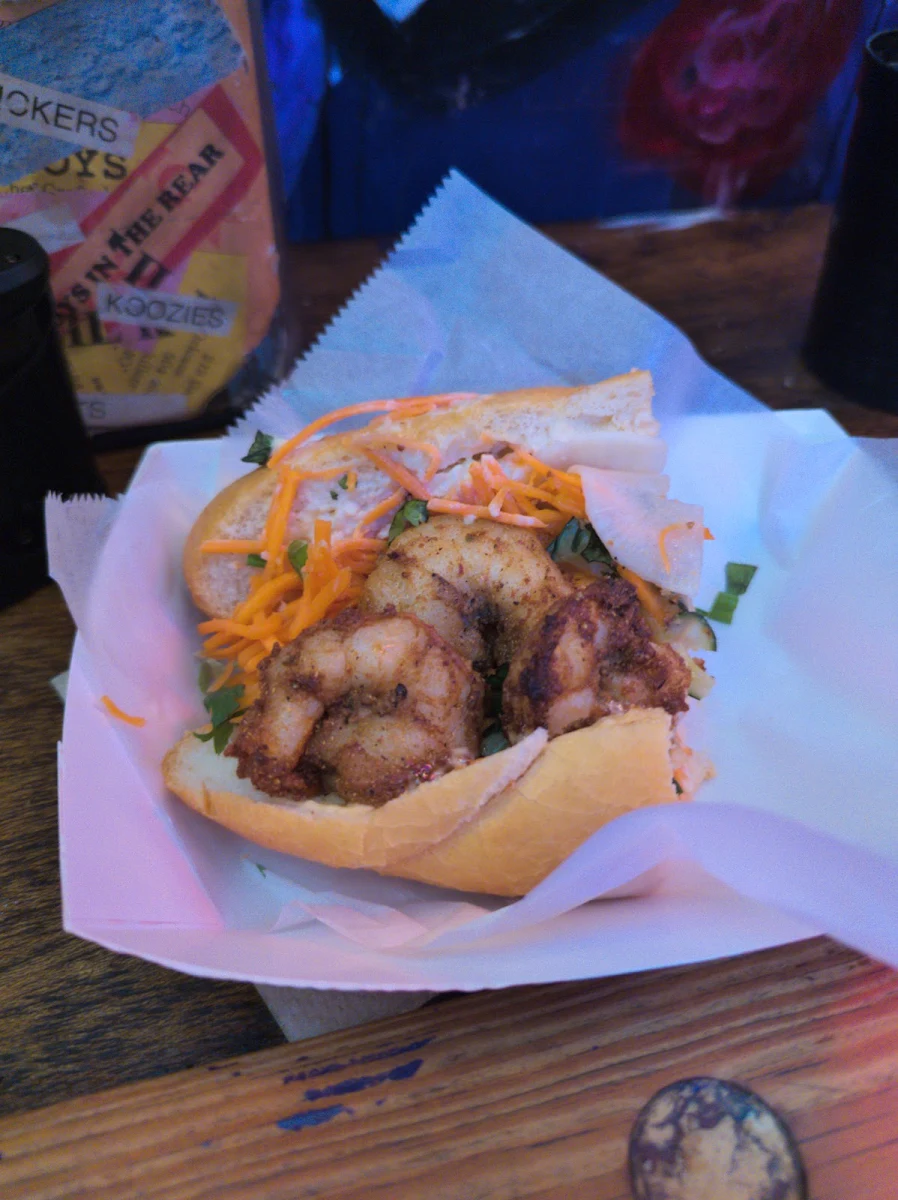 Grilled Shrimp Poboy