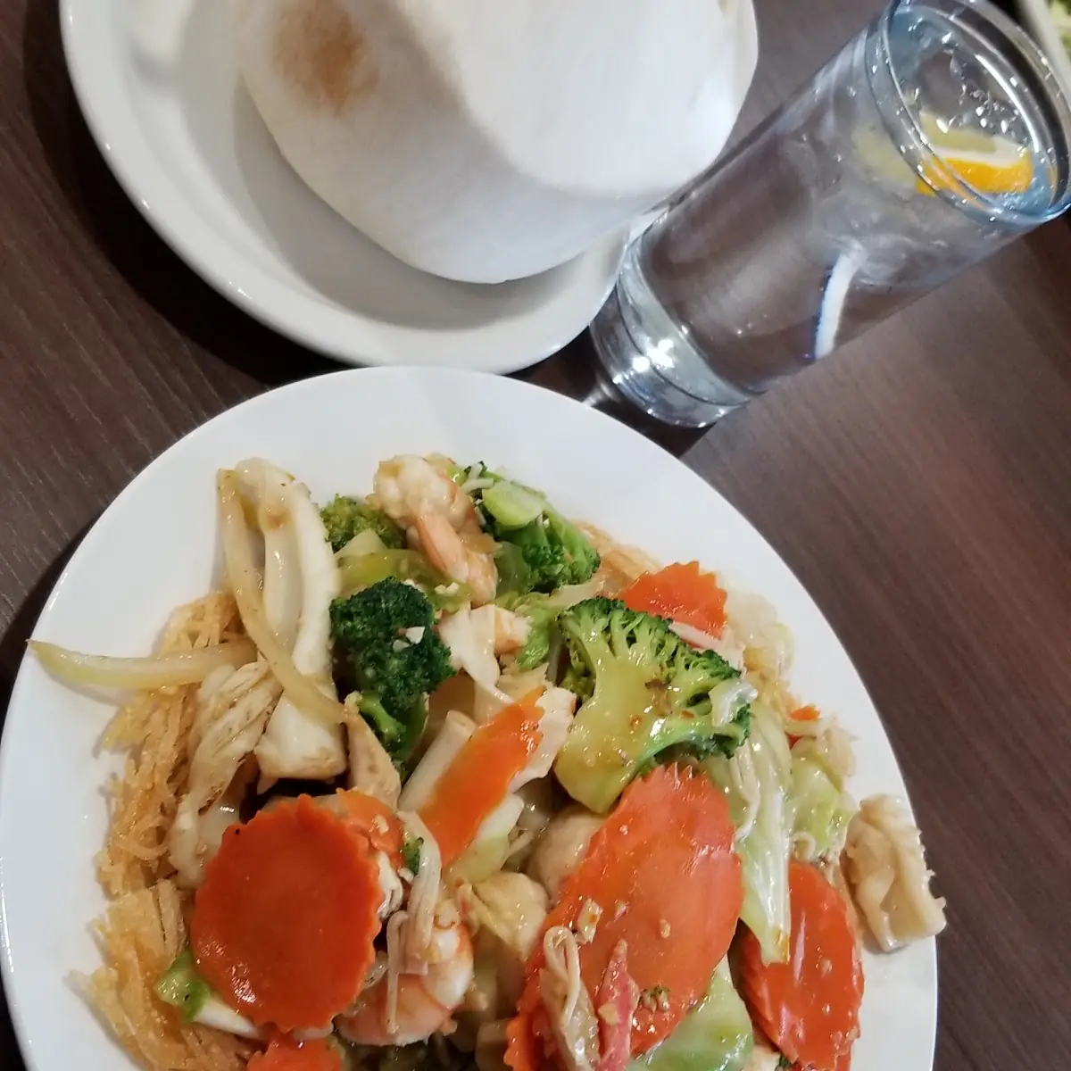Pan-Fried Rice Noodle - Pho AP Chao
