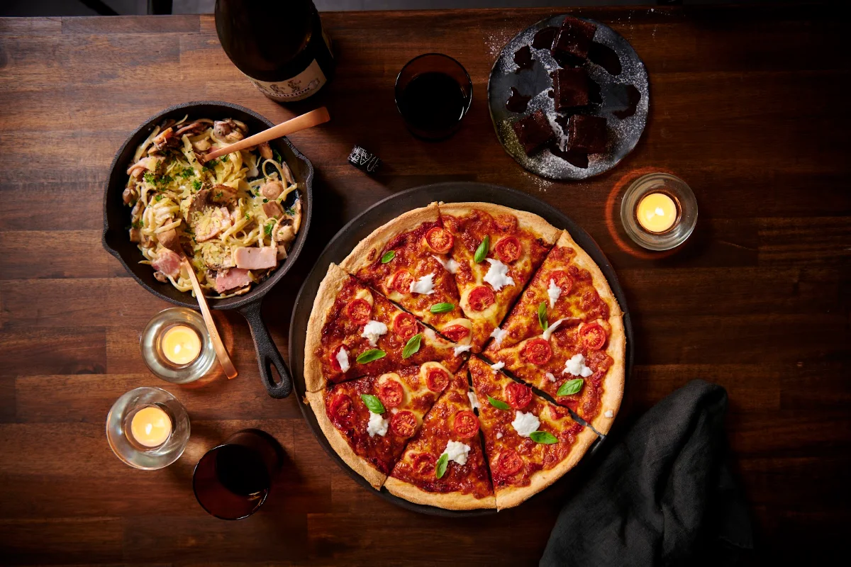 Highlights, Crust Pizza Alexandria