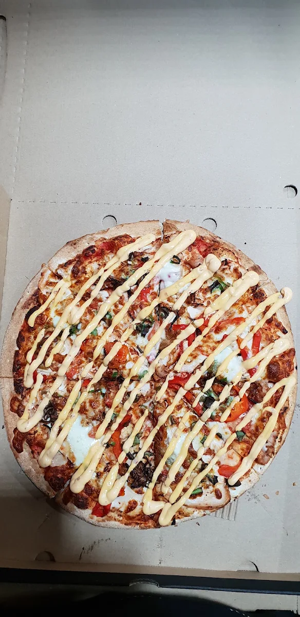 Highlights, Crust Pizza Alexandria