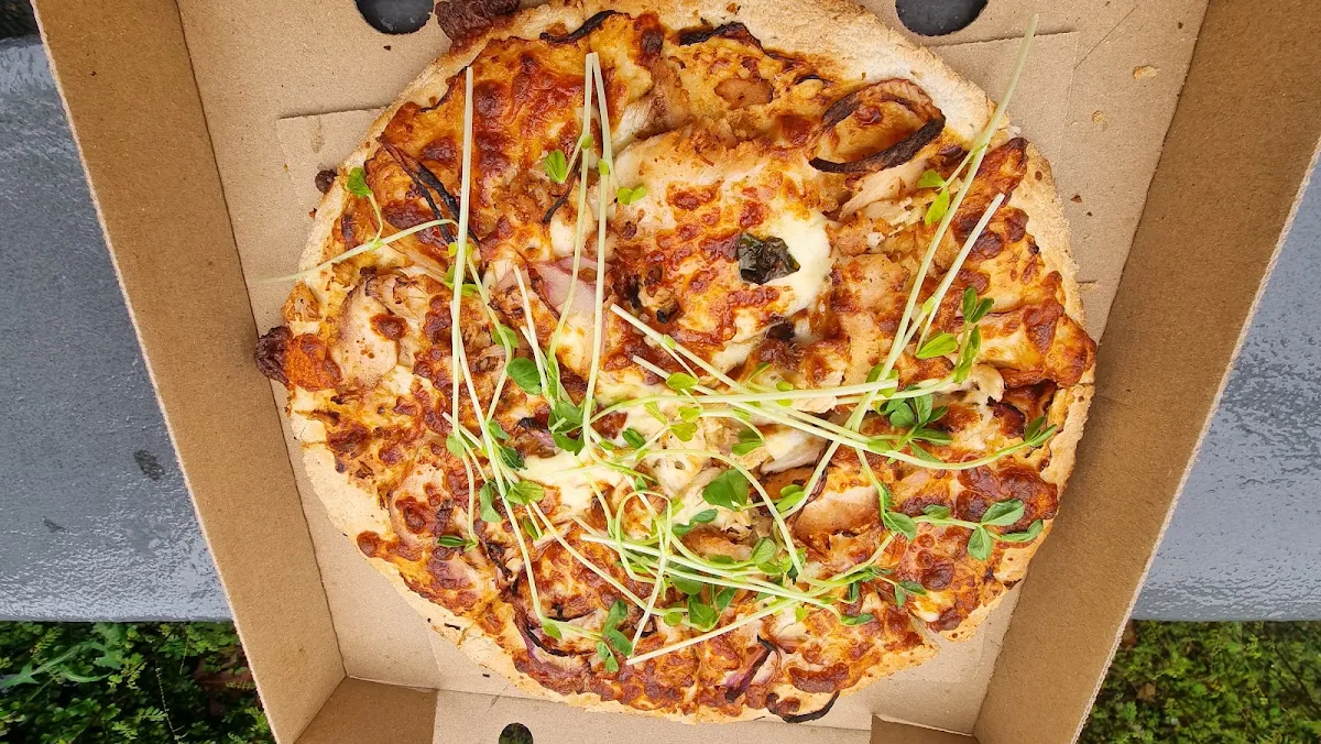 Vegetarian Supreme, Crust Pizza Alexandria