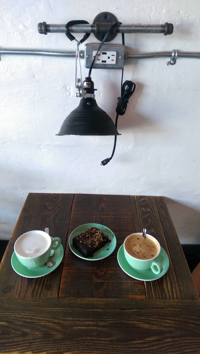 Highlights, Bean Scene (Pandosy Village)