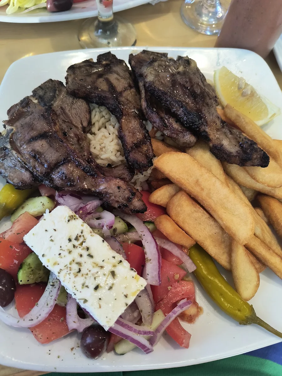 Lamb Chops 4 Pieces
