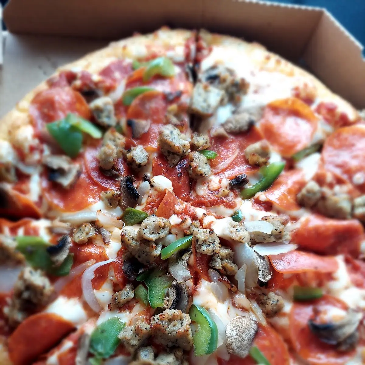 Pizza Deluxe