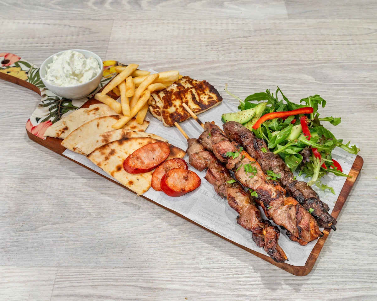 Highlights, Salamina Souvlaki