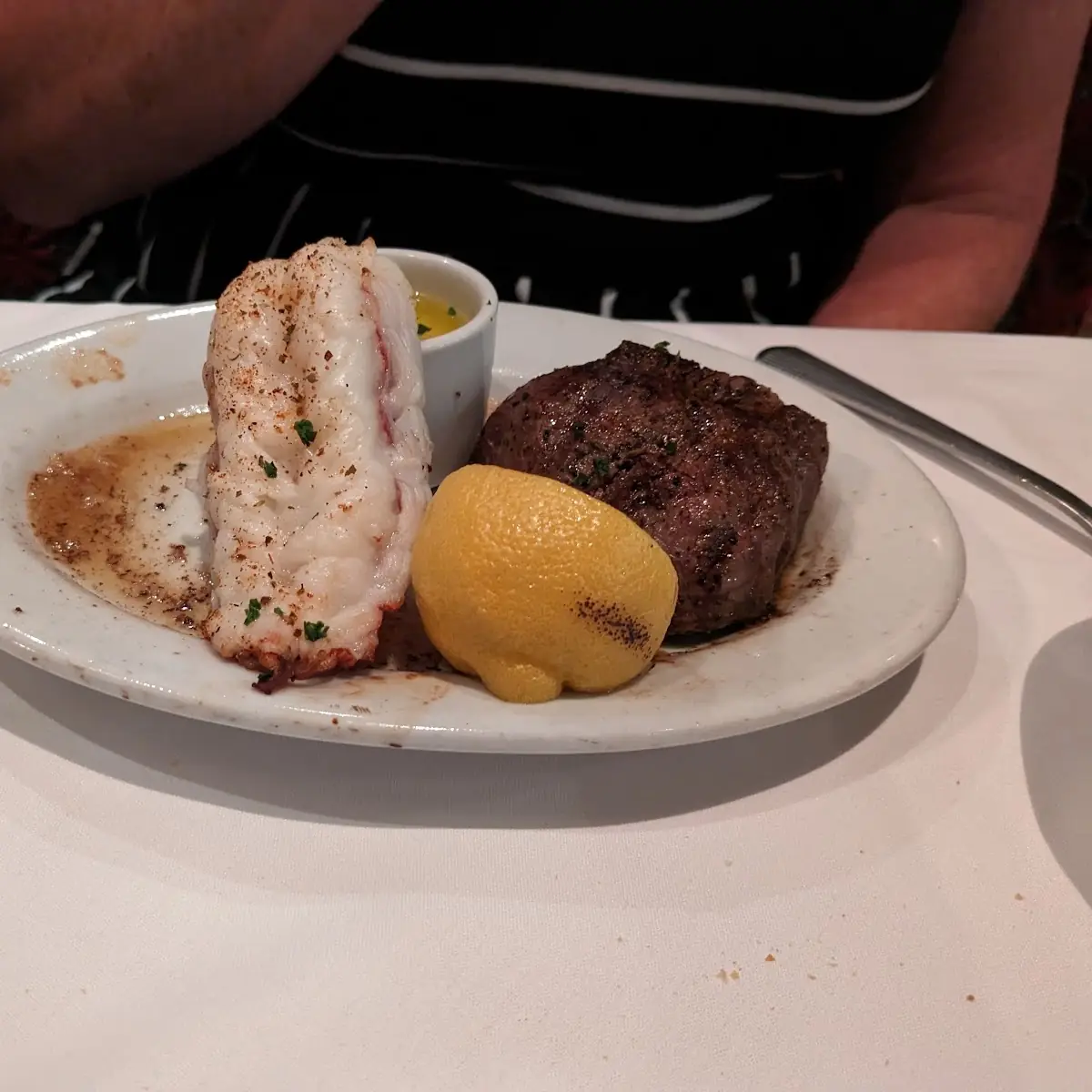 Petite Filet & Lobster Tail