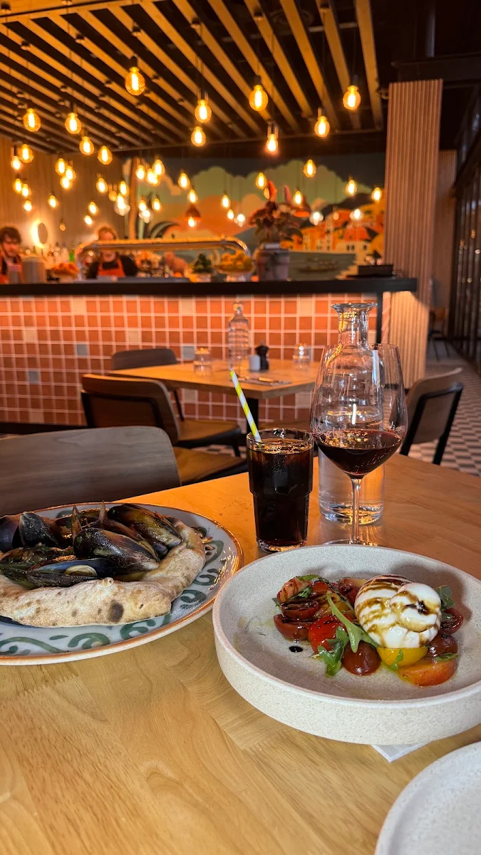 Mussels and Burrata Salad, Sketti Italian Restaurant - Knox Westfield