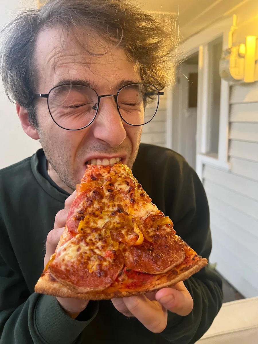 Highlights, Pizza on Bell