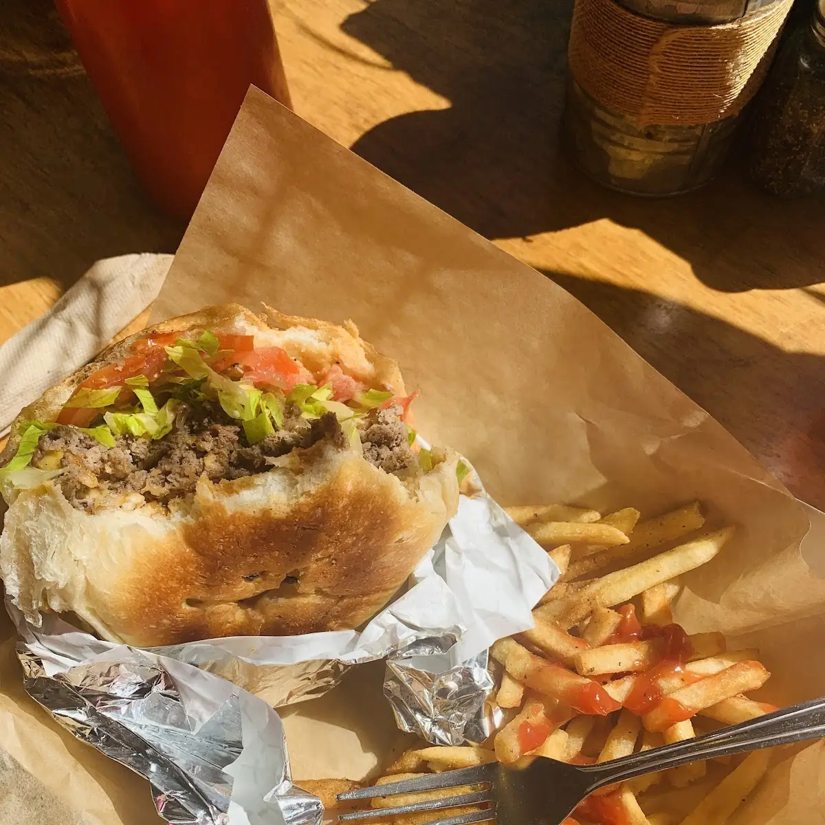 Juicy Burger