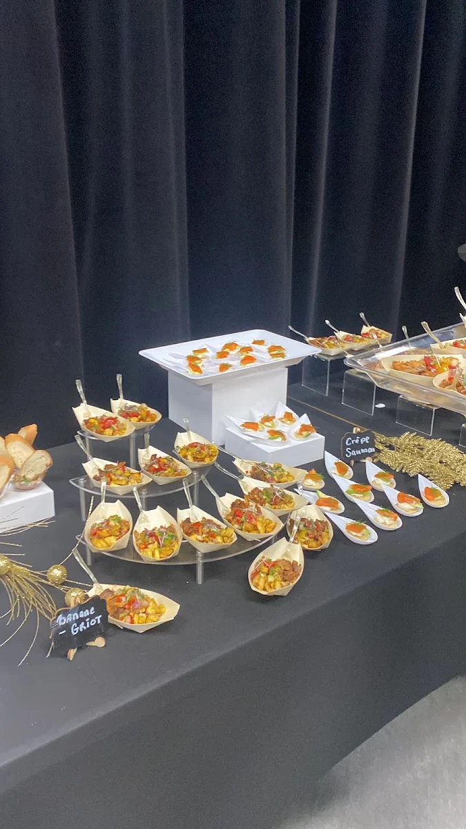 Highlights, Dounie Cuisine