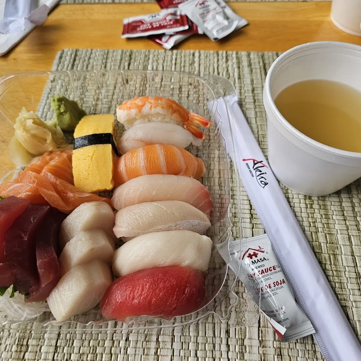 Sushi & Roll Combo Platter